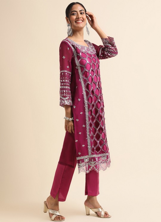 Wine Faux Georgette Pakistani Salwar Suit SC-019356